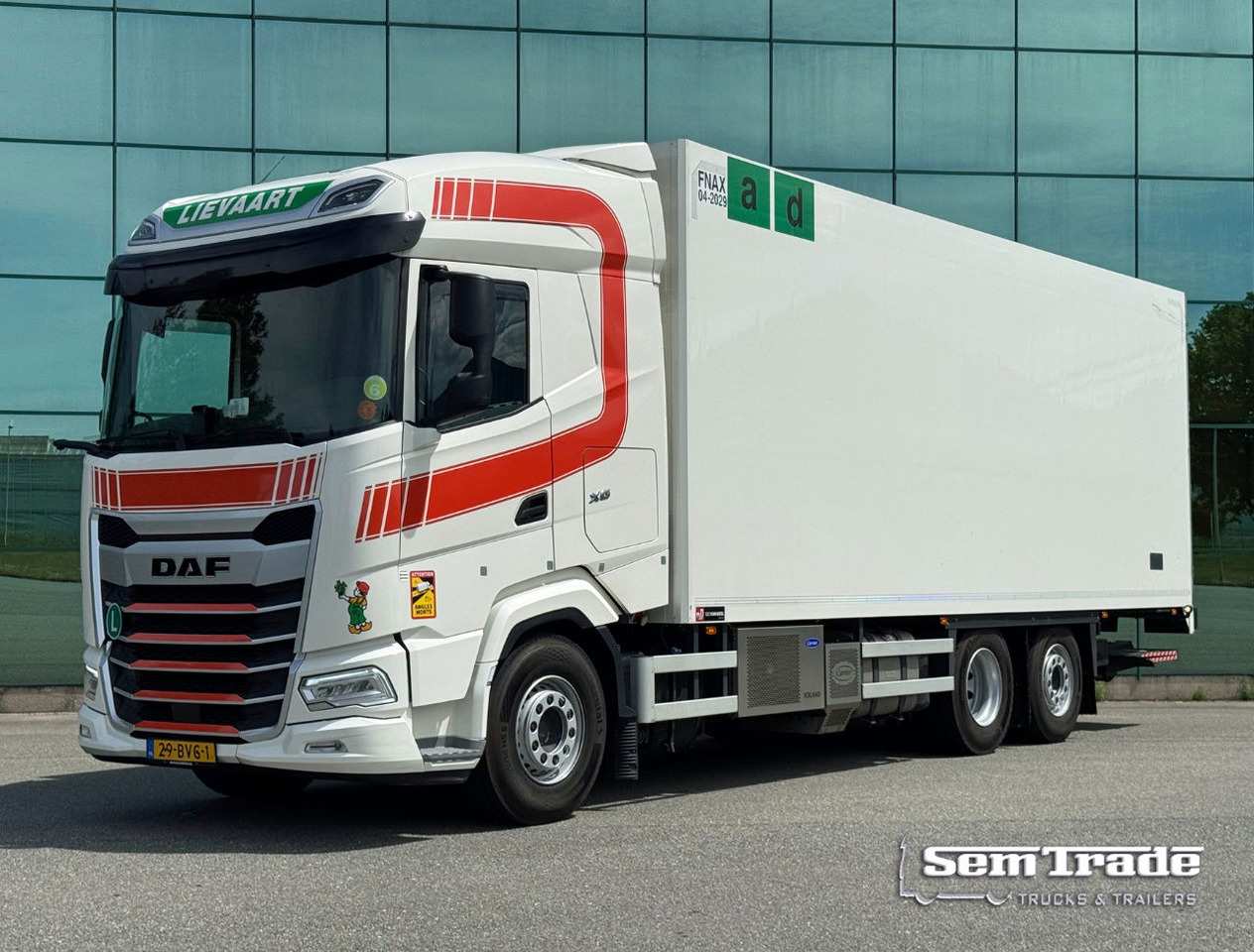 DAF XG 480 FAR 475.000 KM Carrier TRS Iceland 815 x 250 x 275 CM Inside Tail Lift NL Truck - Truk berpendingin: gambar 1 DAF XG 480 FAR 475.000 KM Carrier TRS Iceland 815 x 250 x 275 CM Inside Tail Lift NL Truck - Truk berpendingin: gambar 1