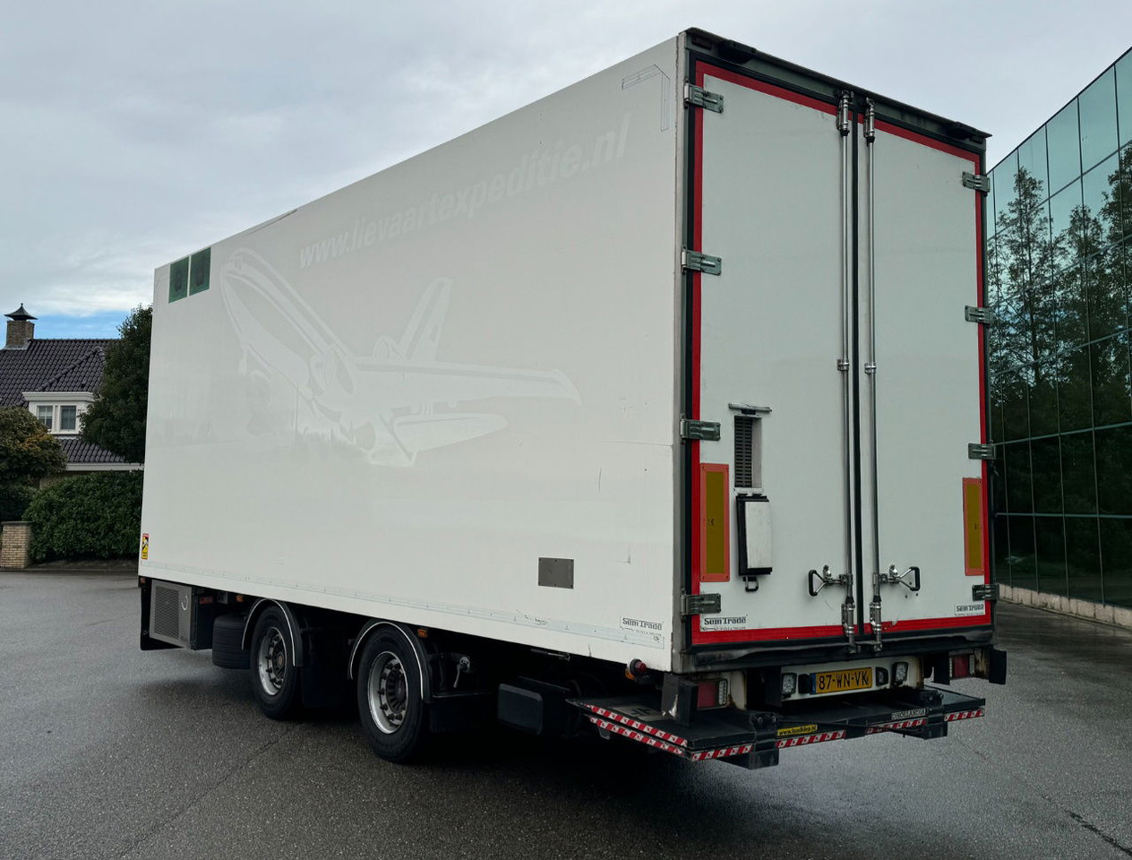 DRACO MZS 218 Wipkar 750 x 250 x 290 CM Inside Tail Lift 2021 TRS Iceland TOP Condition NL Trailertrailer - Trailer kotak tertutup: gambar 3 DRACO MZS 218 Wipkar 750 x 250 x 290 CM Inside Tail Lift 2021 TRS Iceland TOP Condition NL Trailertrailer - Trailer kotak tertutup: gambar 3