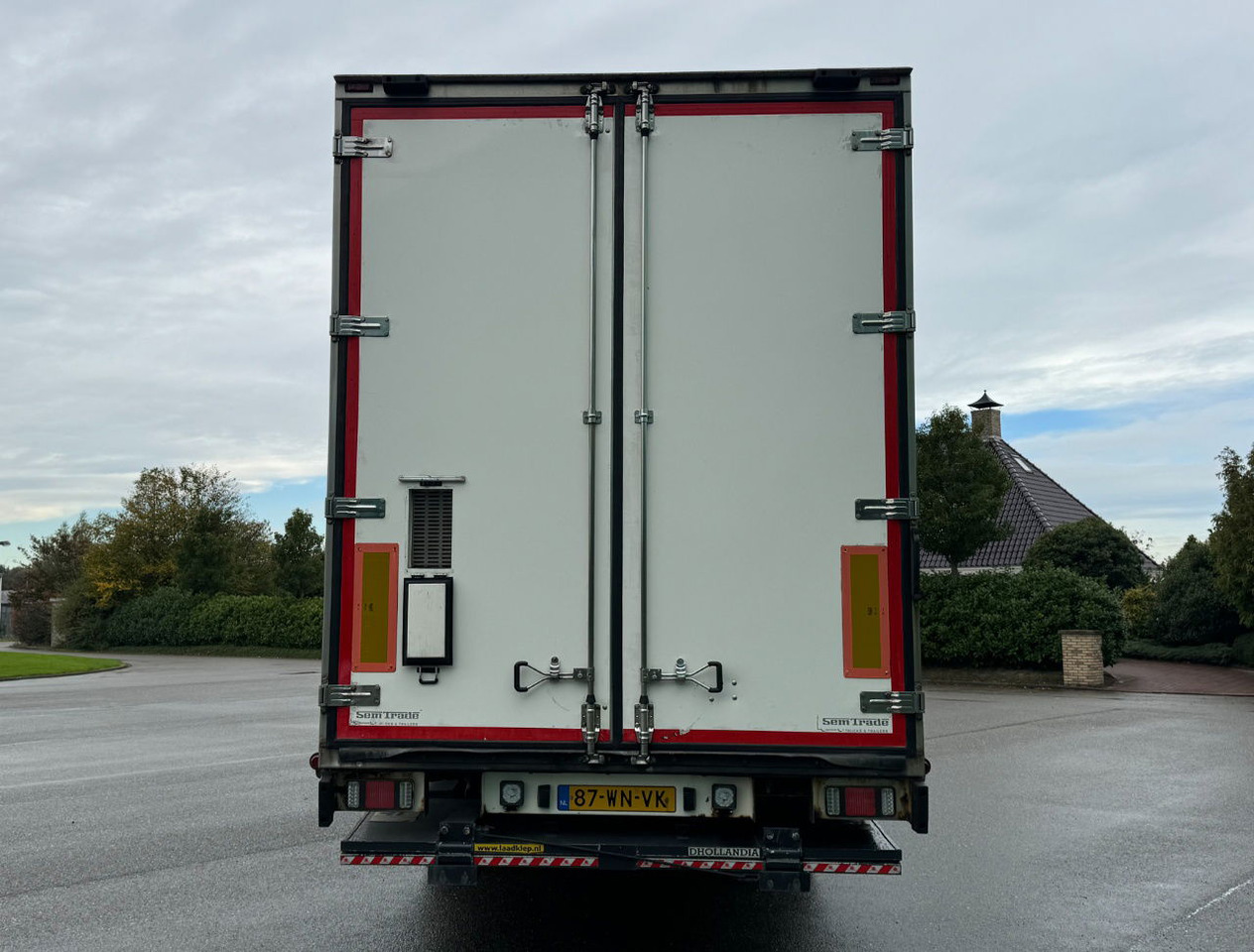 DRACO MZS 218 Wipkar 750 x 250 x 290 CM Inside Tail Lift 2021 TRS Iceland TOP Condition NL Trailertrailer - Trailer kotak tertutup: gambar 4 DRACO MZS 218 Wipkar 750 x 250 x 290 CM Inside Tail Lift 2021 TRS Iceland TOP Condition NL Trailertrailer - Trailer kotak tertutup: gambar 4