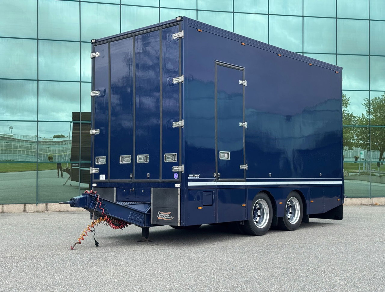 Floor Flma 16 Wipkar Mitsubishi Frigo 2015 Side Door Double DoorS Super Conditio - Trailer berpendingin: gambar 2 Floor Flma 16 Wipkar Mitsubishi Frigo 2015 Side Door Double DoorS Super Conditio - Trailer berpendingin: gambar 2