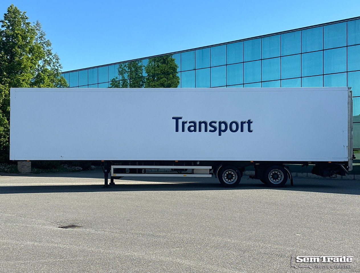 Jumbo 2 Alxe SOR Isolated BOX Tail Lift Steering Axle Holland-Trailer - Semi-trailer kotak tertutup: gambar 2 Jumbo 2 Alxe SOR Isolated BOX Tail Lift Steering Axle Holland-Trailer - Semi-trailer kotak tertutup: gambar 2