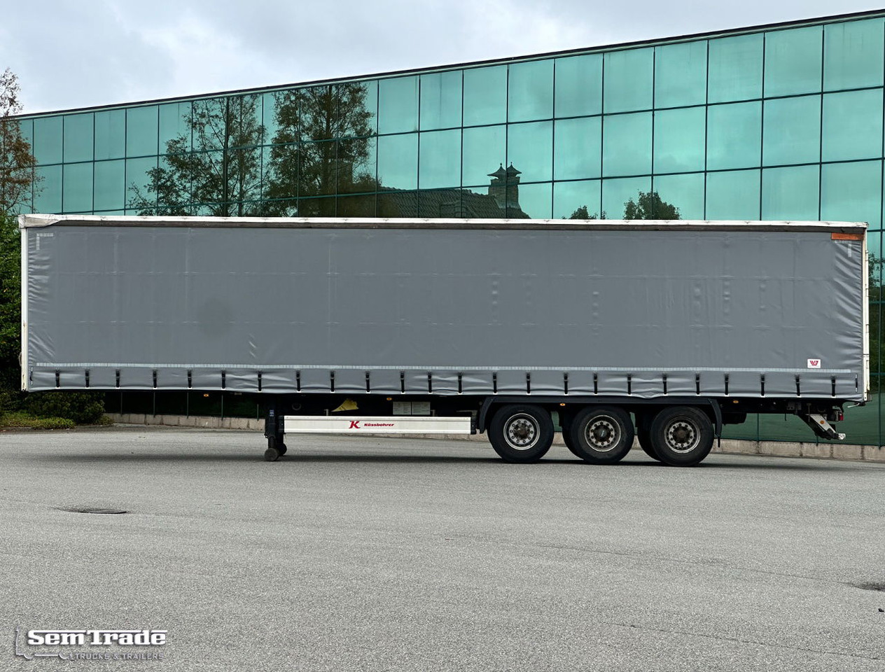 Kässbohrer XS Valx Axles Drum Brakes NEW Curtains NL-Trailer - Semi-trailer dengan terpal samping: gambar 2 Kässbohrer XS Valx Axles Drum Brakes NEW Curtains NL-Trailer - Semi-trailer dengan terpal samping: gambar 2
