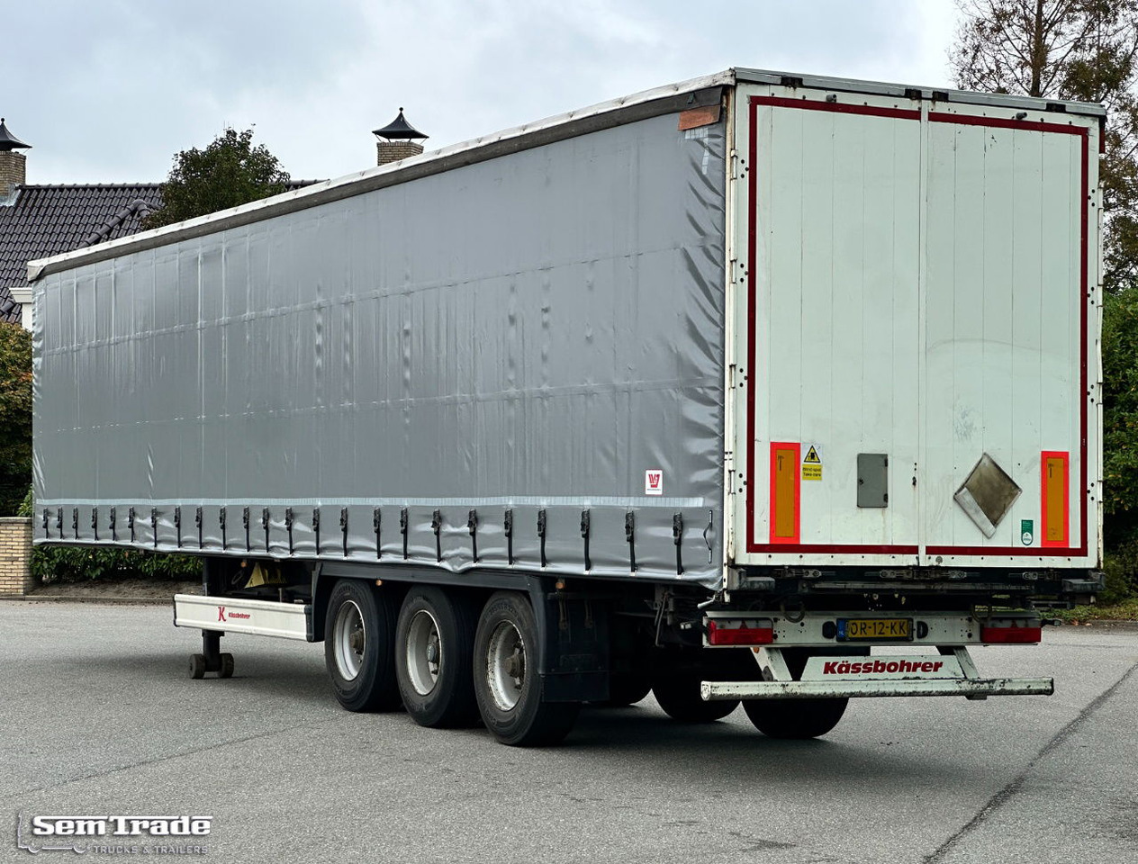 Kässbohrer XS Valx Axles Drum Brakes NEW Curtains NL-Trailer - Semi-trailer dengan terpal samping: gambar 3 Kässbohrer XS Valx Axles Drum Brakes NEW Curtains NL-Trailer - Semi-trailer dengan terpal samping: gambar 3