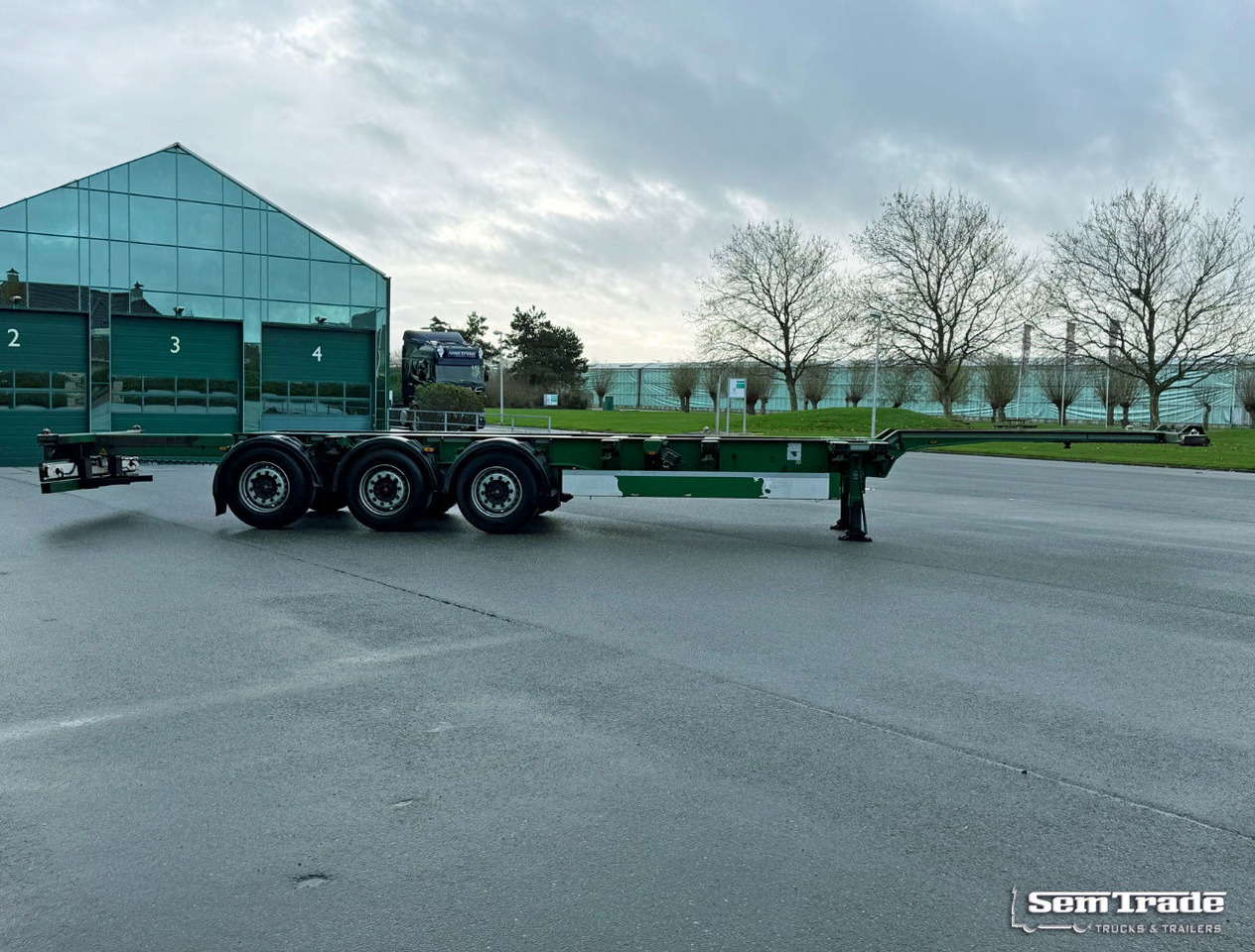 Kögel S24-2 Back Slider Lift Axle Disc Brakes 3 Pieces Available NL-Trailer - Semi-trailer pengangkut mobil: gambar 5 Kögel S24-2 Back Slider Lift Axle Disc Brakes 3 Pieces Available NL-Trailer - Semi-trailer pengangkut mobil: gambar 5