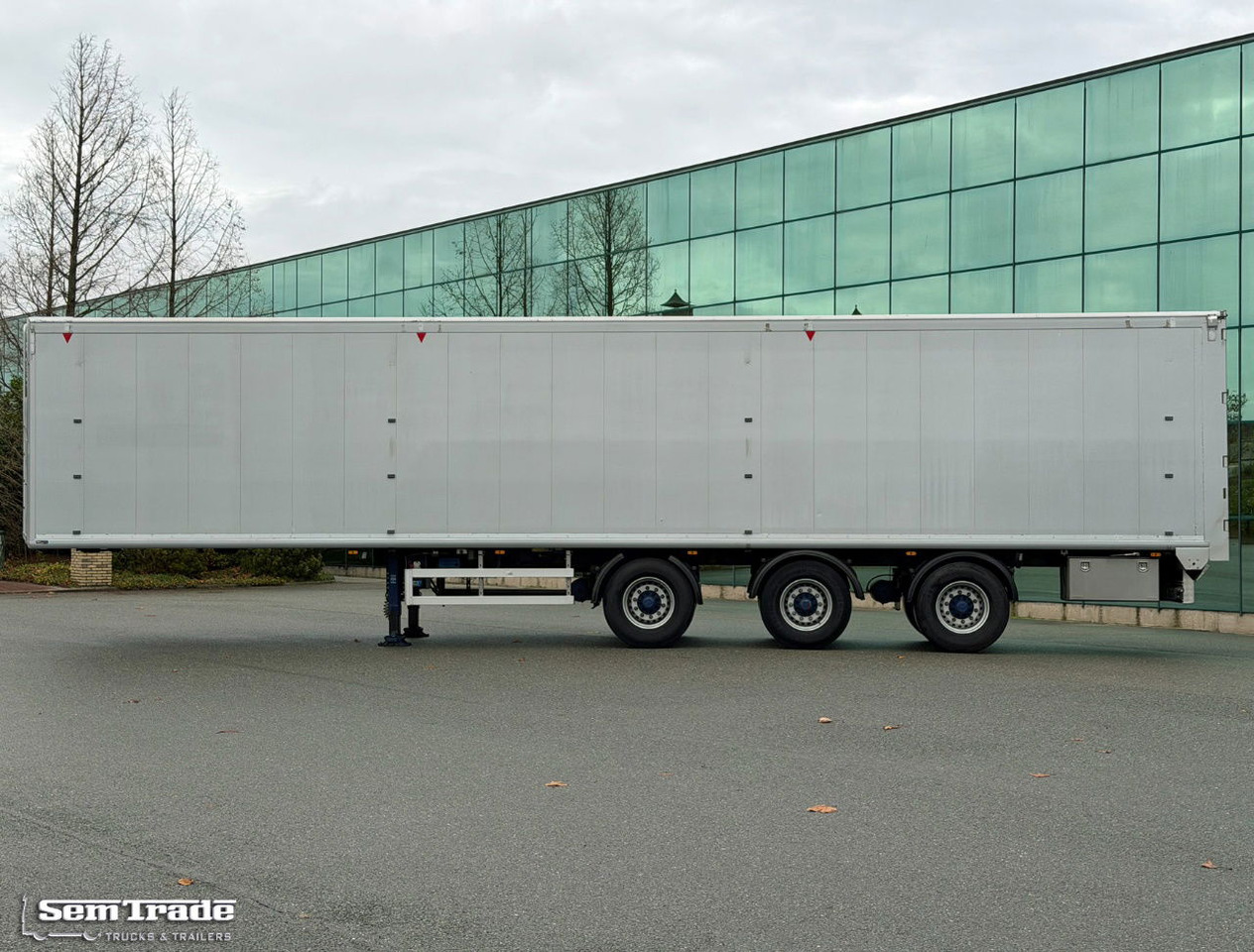 Kraker CF-X2 Walking Floor 2X Steering Axle TOP Condition Holland-Trailer - Semi-trailer dengan lantai berjalan: gambar 2 Kraker CF-X2 Walking Floor 2X Steering Axle TOP Condition Holland-Trailer - Semi-trailer dengan lantai berjalan: gambar 2
