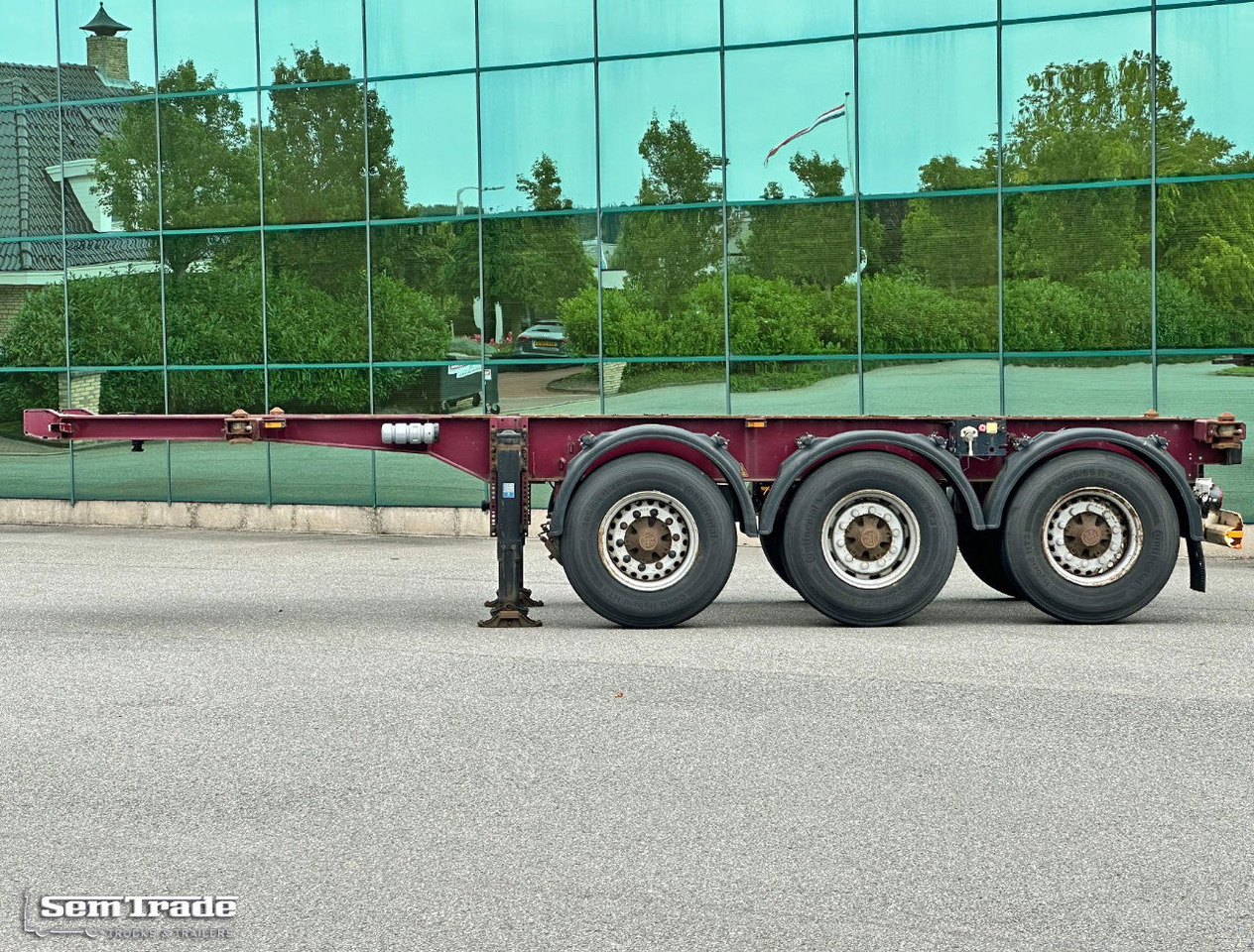 Krone SD 27 BPW Axles Lift Axle Disc Brakes Belgium-Trailer - Semi-trailer pengangkut mobil: gambar 2 Krone SD 27 BPW Axles Lift Axle Disc Brakes Belgium-Trailer - Semi-trailer pengangkut mobil: gambar 2