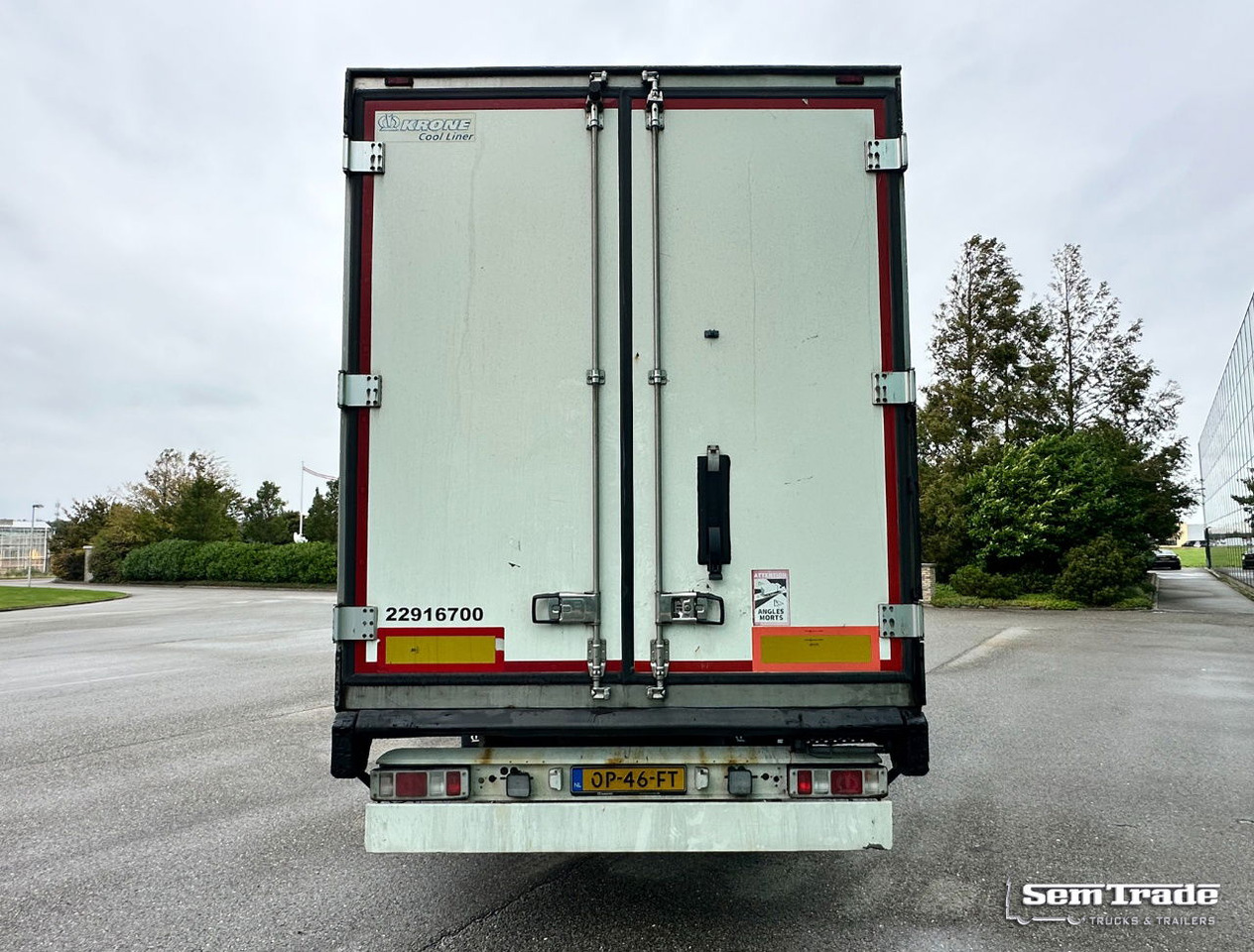 Krone TKS Thermo King SLXe Spectrum BI-Temp Lift Axle Holland-Trailer - Semi-trailer berpendingin: gambar 4 Krone TKS Thermo King SLXe Spectrum BI-Temp Lift Axle Holland-Trailer - Semi-trailer berpendingin: gambar 4