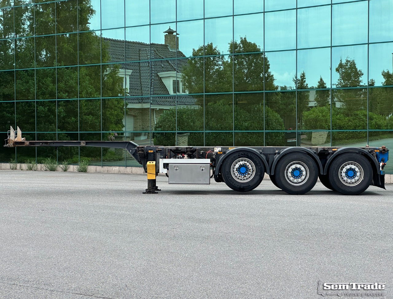 Pacton TXC.343.KB Front+Middle+Back Slider Lift Axle Steering Axle NL-Trailer - Semi-trailer pengangkut mobil: gambar 2 Pacton TXC.343.KB Front+Middle+Back Slider Lift Axle Steering Axle NL-Trailer - Semi-trailer pengangkut mobil: gambar 2
