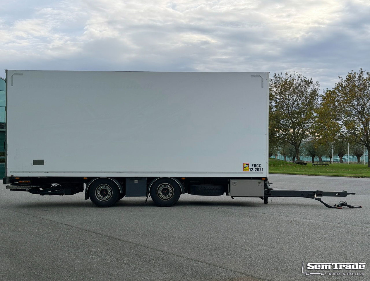 Van Weel VW 18000 VW EBO Isolated BOX TRS Cooling Tail Lift NL-Trailer - Peralatan lainnya: gambar 5 Van Weel VW 18000 VW EBO Isolated BOX TRS Cooling Tail Lift NL-Trailer - Peralatan lainnya: gambar 5