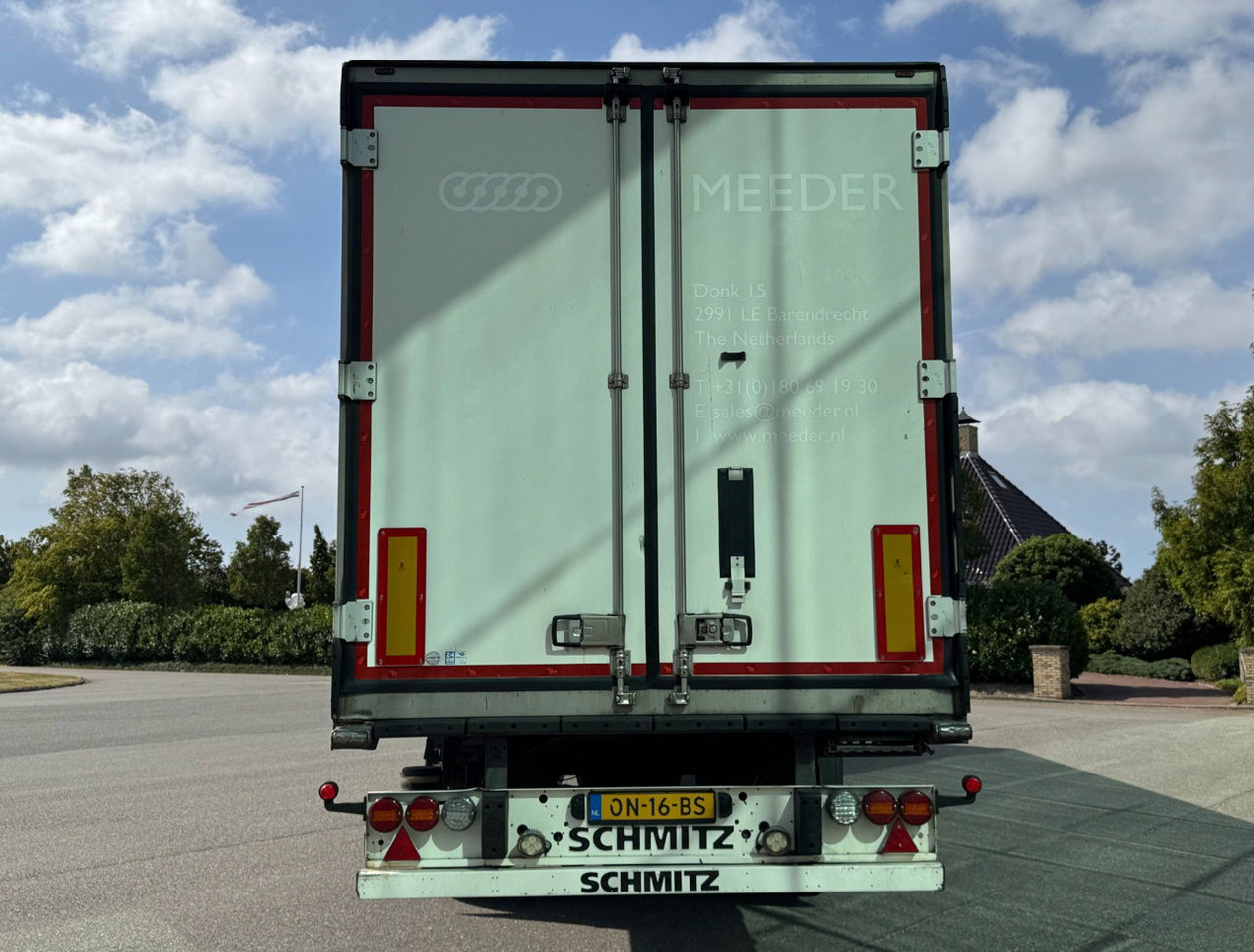 Schmitz Cargobull 3-AS Stuuras Carrier Vector 1550 Gegalvaniseerd Chassis Zeer Goede Banden TOP Staat NL Trailer - Semi-trailer berpendingin: gambar 4 Schmitz Cargobull 3-AS Stuuras Carrier Vector 1550 Gegalvaniseerd Chassis Zeer Goede Banden TOP Staat NL Trailer - Semi-trailer berpendingin: gambar 4