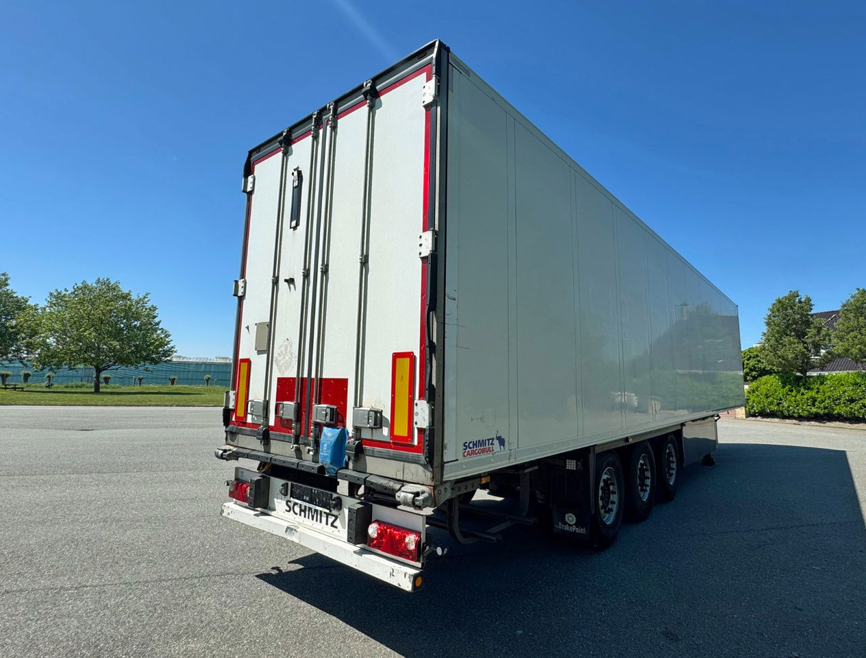 Schmitz Cargobull SCBS3B Thermo King SLXi300 Only 6.822 Hours Thick Roof Disc Brakes NEW TUV - Semi-trailer berpendingin: gambar 5 Schmitz Cargobull SCBS3B Thermo King SLXi300 Only 6.822 Hours Thick Roof Disc Brakes NEW TUV - Semi-trailer berpendingin: gambar 5