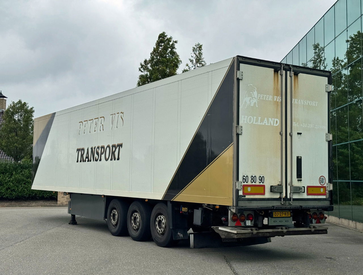 Schmitz Cargobull SKO24 Thermo King SL200e Only 8.900 Hours 270 CM High 250 CM Wide Disc Brakes Lift Axle NL Trailer - Semi-trailer berpendingin: gambar 3 Schmitz Cargobull SKO24 Thermo King SL200e Only 8.900 Hours 270 CM High 250 CM Wide Disc Brakes Lift Axle NL Trailer - Semi-trailer berpendingin: gambar 3