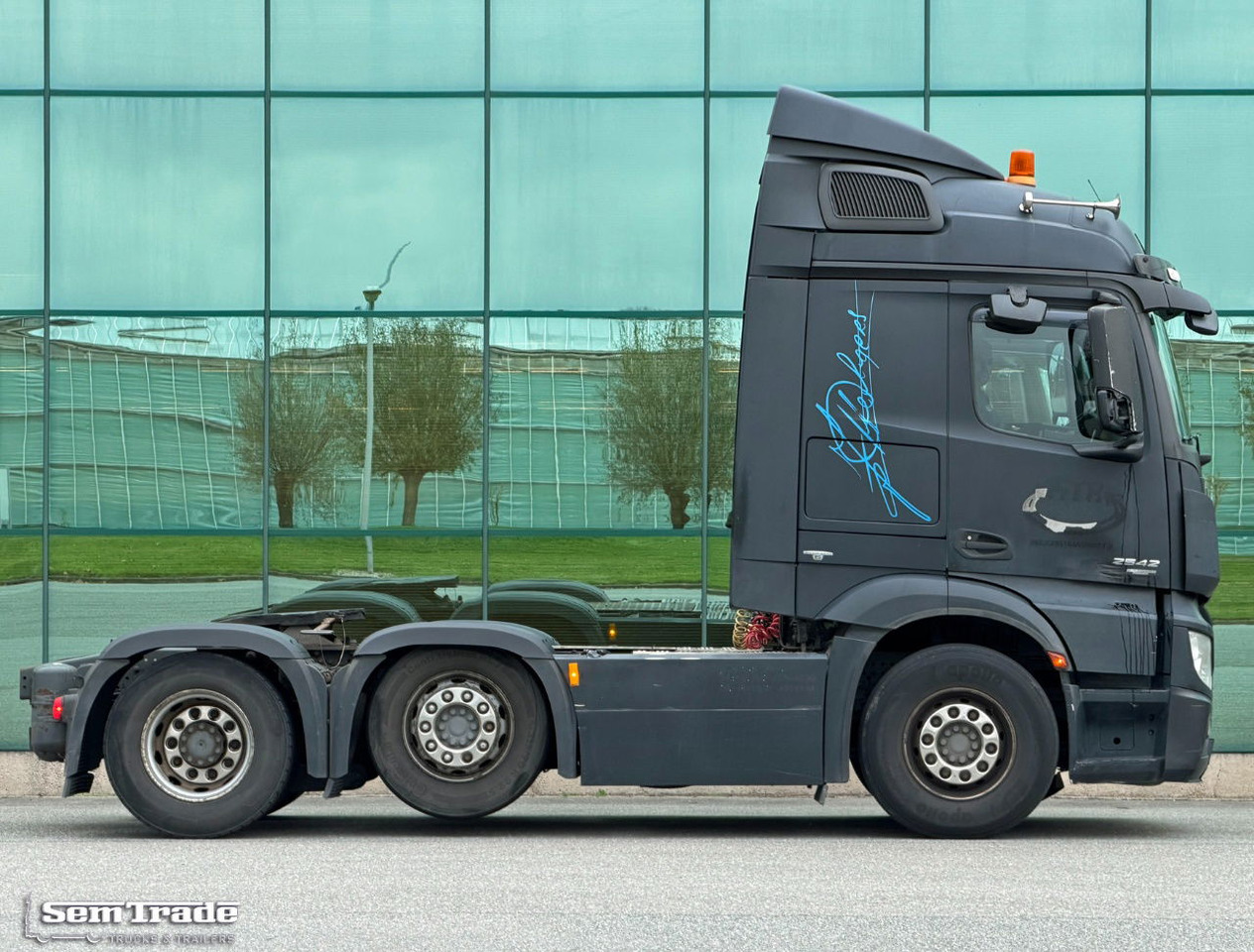 Mercedes-Benz Actros 2542 Euro 6 Full Spoiler 886.000 KM Holland-Truck - Tractor head: gambar 5 Mercedes-Benz Actros 2542 Euro 6 Full Spoiler 886.000 KM Holland-Truck - Tractor head: gambar 5