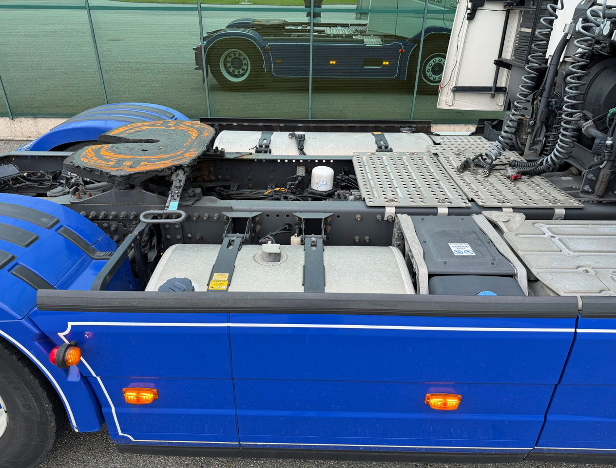 Tractor head Volvo FH 500 Retarder Globetrotter XL 2x Tanks Special Interior TOP Condition NL Truck: gambar 20