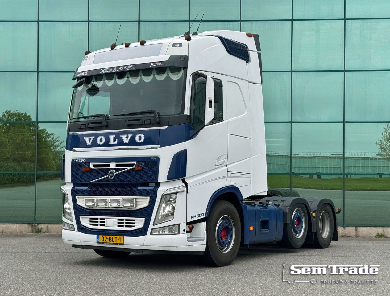 Volvo FH Globetrotter 6X2 701.000 KM Super Condition NL Truck - Tractor head: gambar 1 Volvo FH Globetrotter 6X2 701.000 KM Super Condition NL Truck - Tractor head: gambar 1