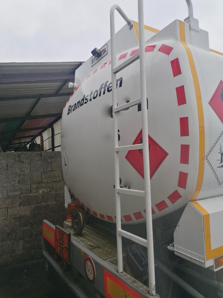 STOKOTA 20000 L, BOTTOM and TOP LOADING - Trailer tangki: gambar 3 STOKOTA 20000 L, BOTTOM and TOP LOADING - Trailer tangki: gambar 3