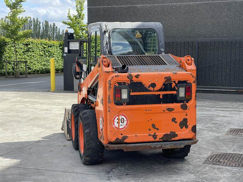 Bobcat S 450 - Wheel loader: gambar 5 Bobcat S 450 - Wheel loader: gambar 5