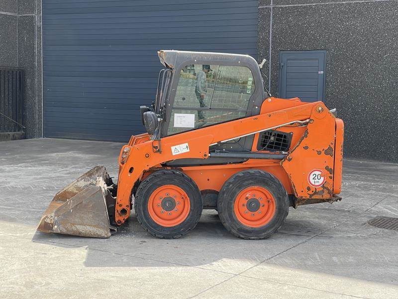Bobcat S 450 - Wheel loader: gambar 3 Bobcat S 450 - Wheel loader: gambar 3