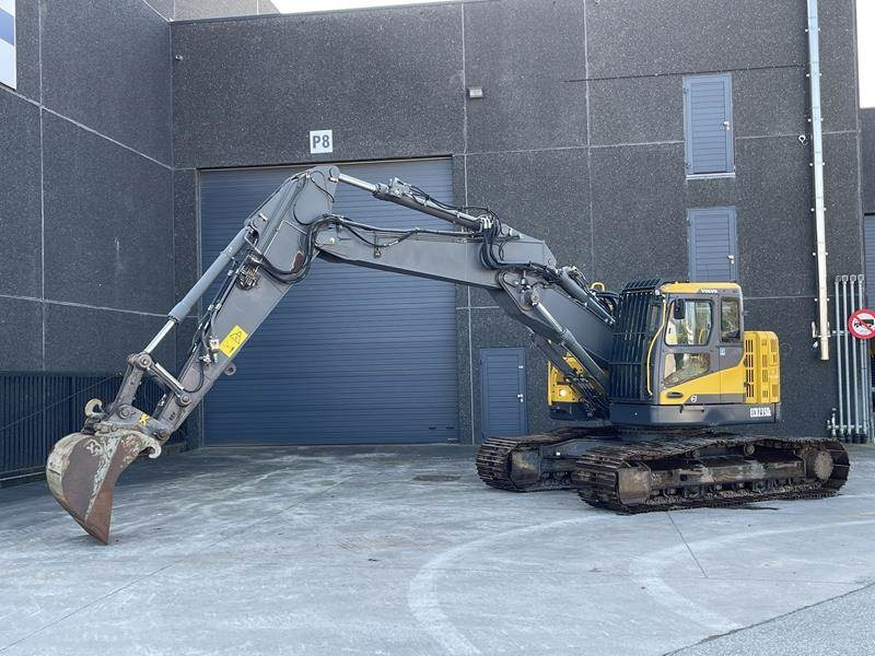 Volvo ECR 235 DL - Ekskavator perayap: gambar 1 Volvo ECR 235 DL - Ekskavator perayap: gambar 1
