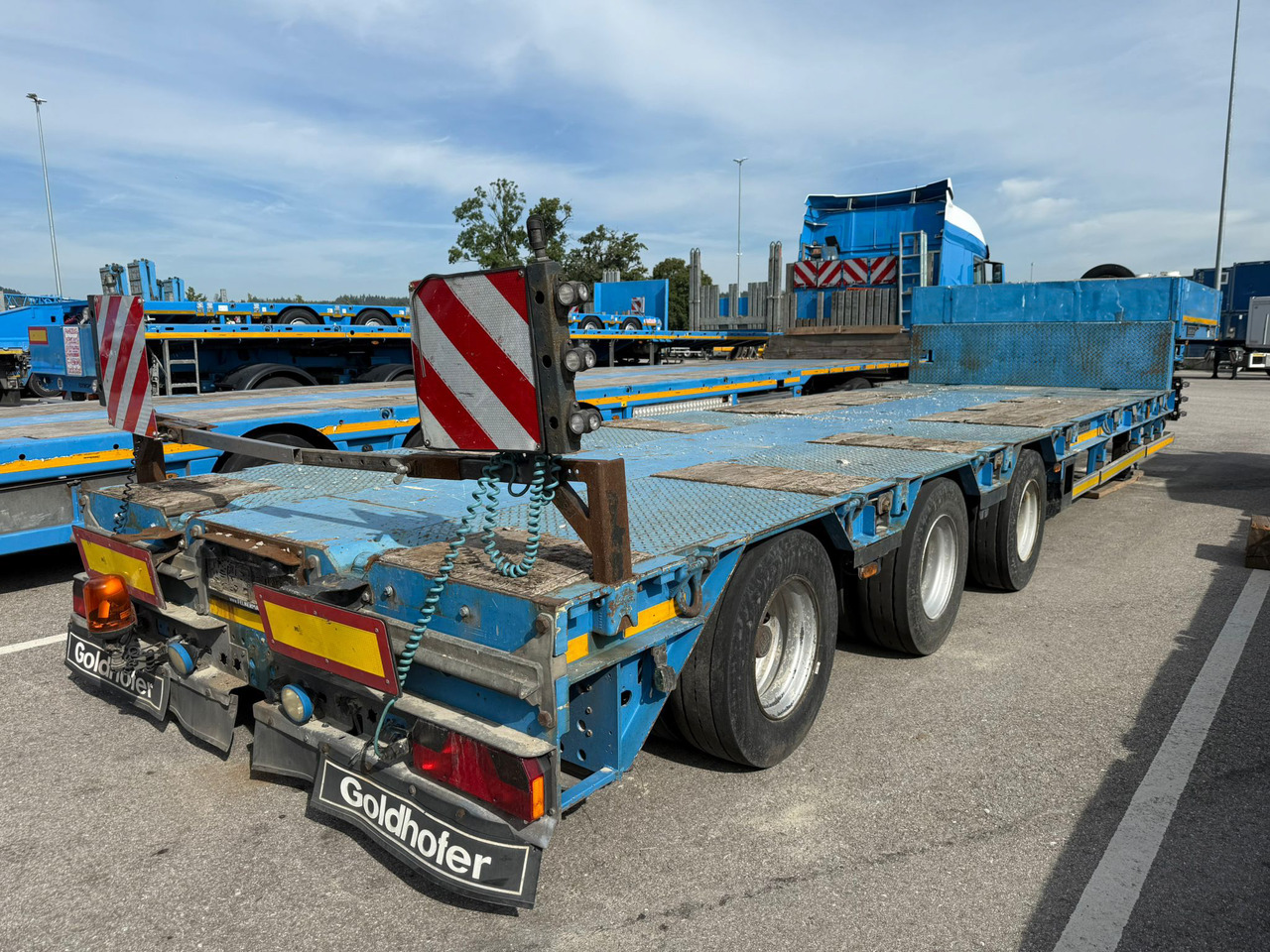 GOLDHOFER STZ-L3 - Semi-trailer low bed: gambar 2 GOLDHOFER STZ-L3 - Semi-trailer low bed: gambar 2