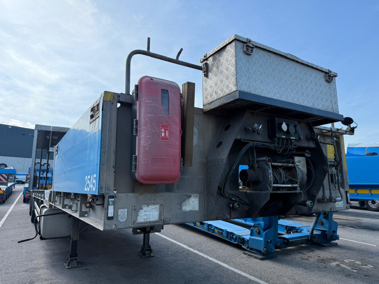 Gföllner SPL 2/20 TLÜ - Semi-trailer low bed: gambar 5 Gföllner SPL 2/20 TLÜ - Semi-trailer low bed: gambar 5