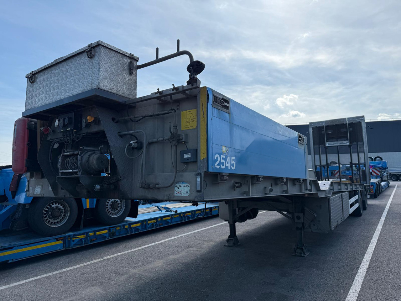 Gföllner SPL 2/20 TLÜ - Semi-trailer low bed: gambar 3 Gföllner SPL 2/20 TLÜ - Semi-trailer low bed: gambar 3