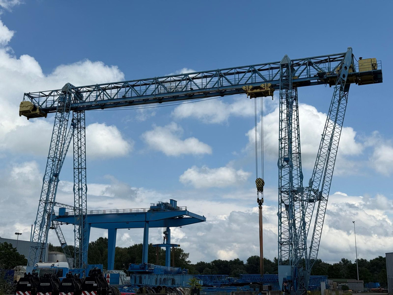 Voest Alpine P22 - Derek gantry: gambar 1 Voest Alpine P22 - Derek gantry: gambar 1