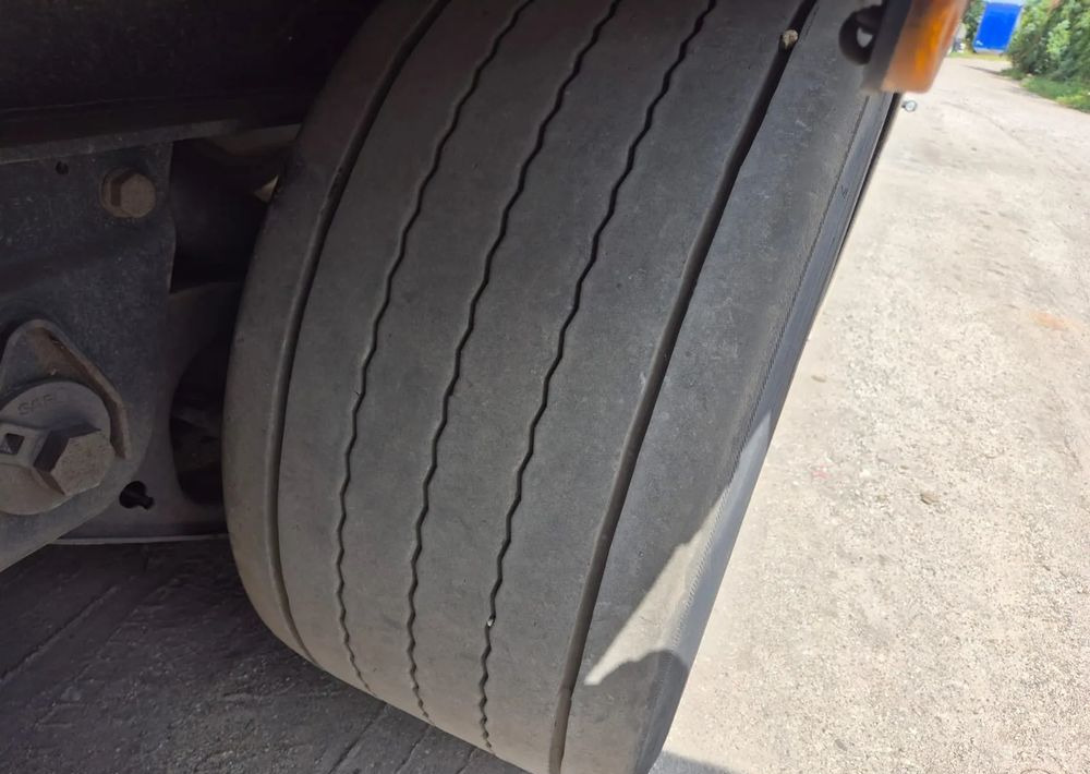 Fliegl Tandem 3 osie - Trailer dengan terpal samping: gambar 5 Fliegl Tandem 3 osie - Trailer dengan terpal samping: gambar 5