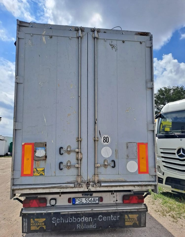 Kraker Naczepa ruchoma podłoga KRAKER CF300 - Semi-trailer dengan lantai berjalan: gambar 4 Kraker Naczepa ruchoma podłoga KRAKER CF300 - Semi-trailer dengan lantai berjalan: gambar 4