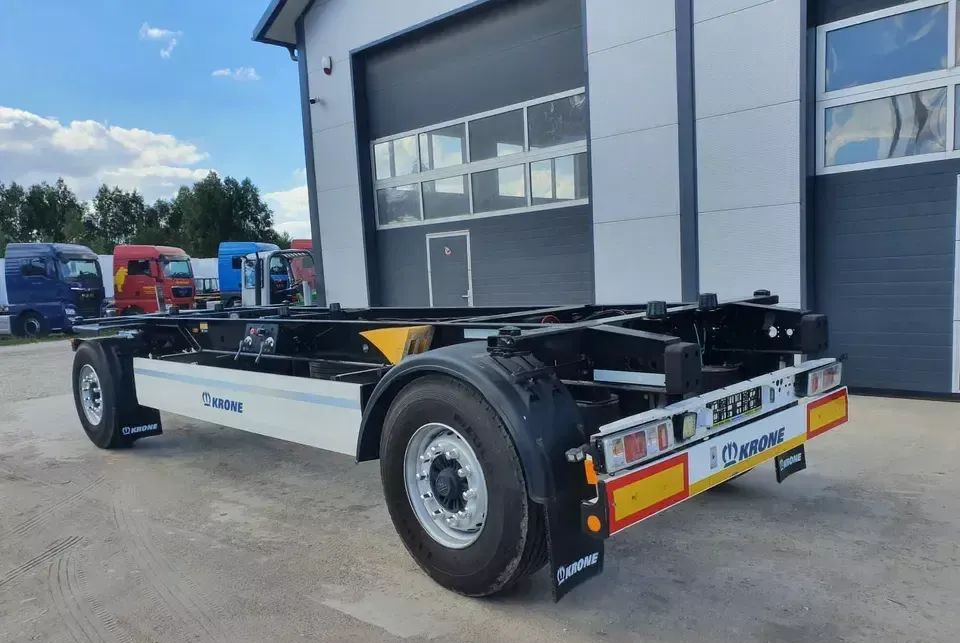 Krone PRZYCZEPA KRONE BDF - Trailer pengangkut mobil: gambar 1 Krone PRZYCZEPA KRONE BDF - Trailer pengangkut mobil: gambar 1