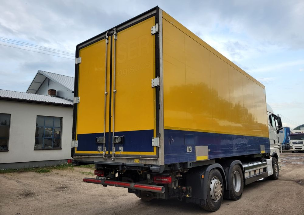 MAN TGX 26.510 oś skrętna do zabudowy - Truk sasis: gambar 3 MAN TGX 26.510 oś skrętna do zabudowy - Truk sasis: gambar 3