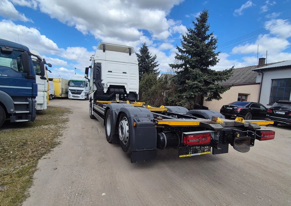 MAN TGX oś skrętna 26.510 BDF - Truk sasis: gambar 4 MAN TGX oś skrętna 26.510 BDF - Truk sasis: gambar 4