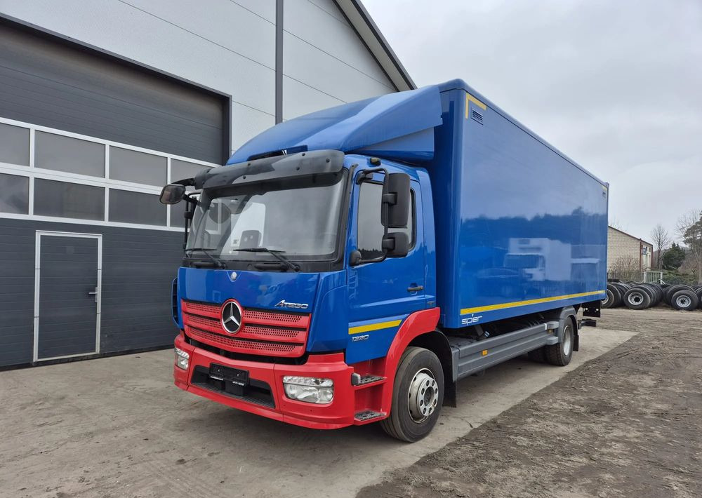 Mercedes-Benz Atego 1330 Euro 6 - Truk box: gambar 1 Mercedes-Benz Atego 1330 Euro 6 - Truk box: gambar 1