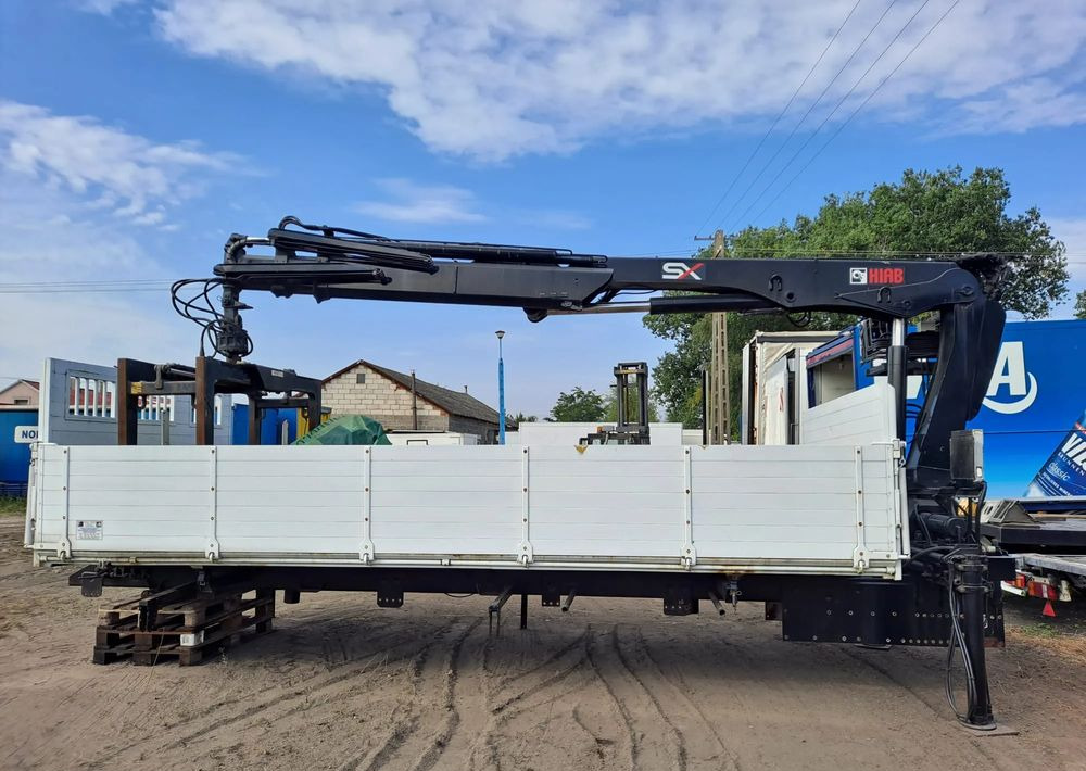 Mercedes-Benz Urządzenie dźwigowe HIAB XS122 - Truk jungkit: gambar 1 Mercedes-Benz Urządzenie dźwigowe HIAB XS122 - Truk jungkit: gambar 1