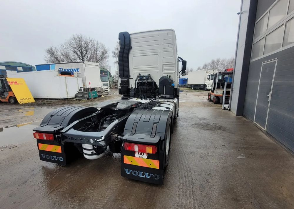 Volvo Volvo FM 450 ADR E6 ciągnik siodłowy - Tractor head: gambar 3 Volvo Volvo FM 450 ADR E6 ciągnik siodłowy - Tractor head: gambar 3