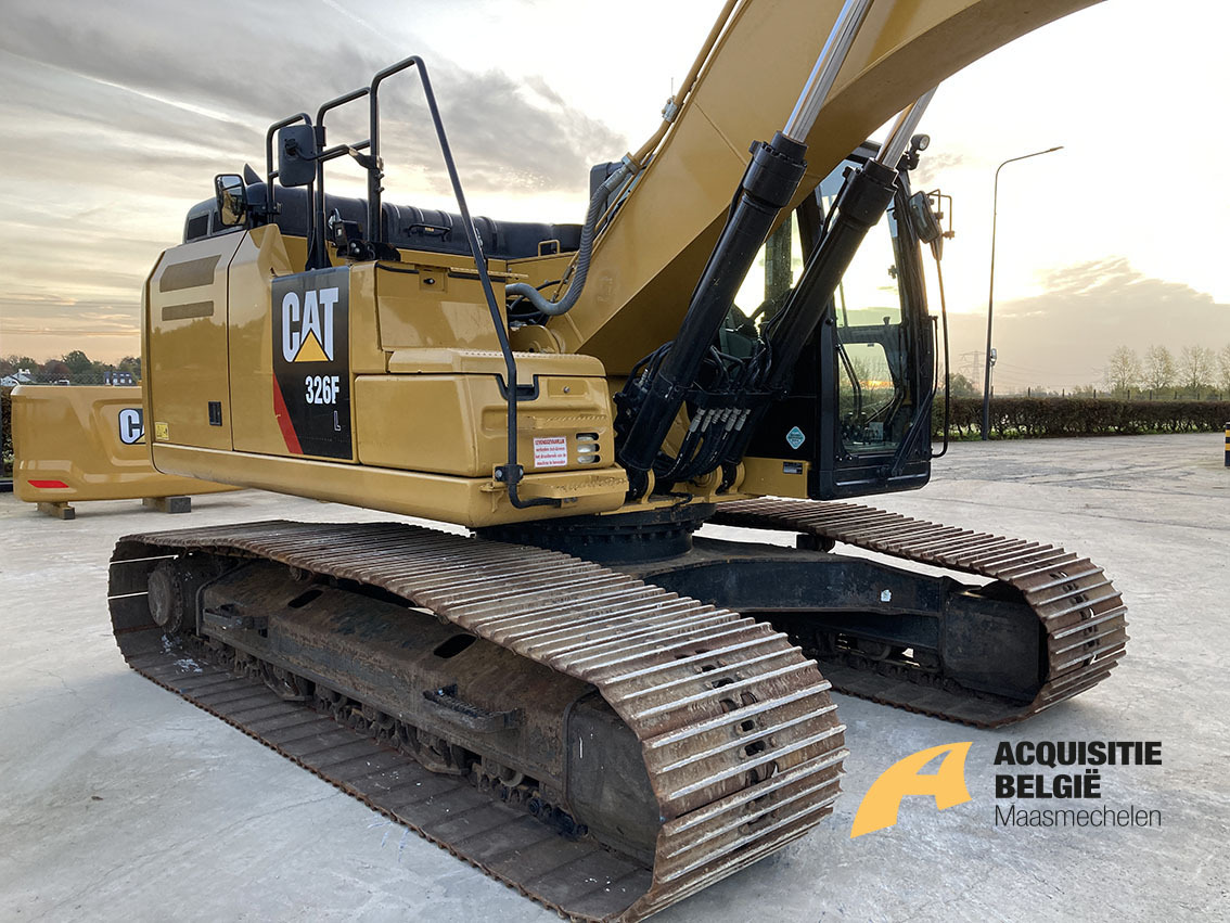 CATERPILLAR 326FL - Ekskavator perayap: gambar 5 CATERPILLAR 326FL - Ekskavator perayap: gambar 5