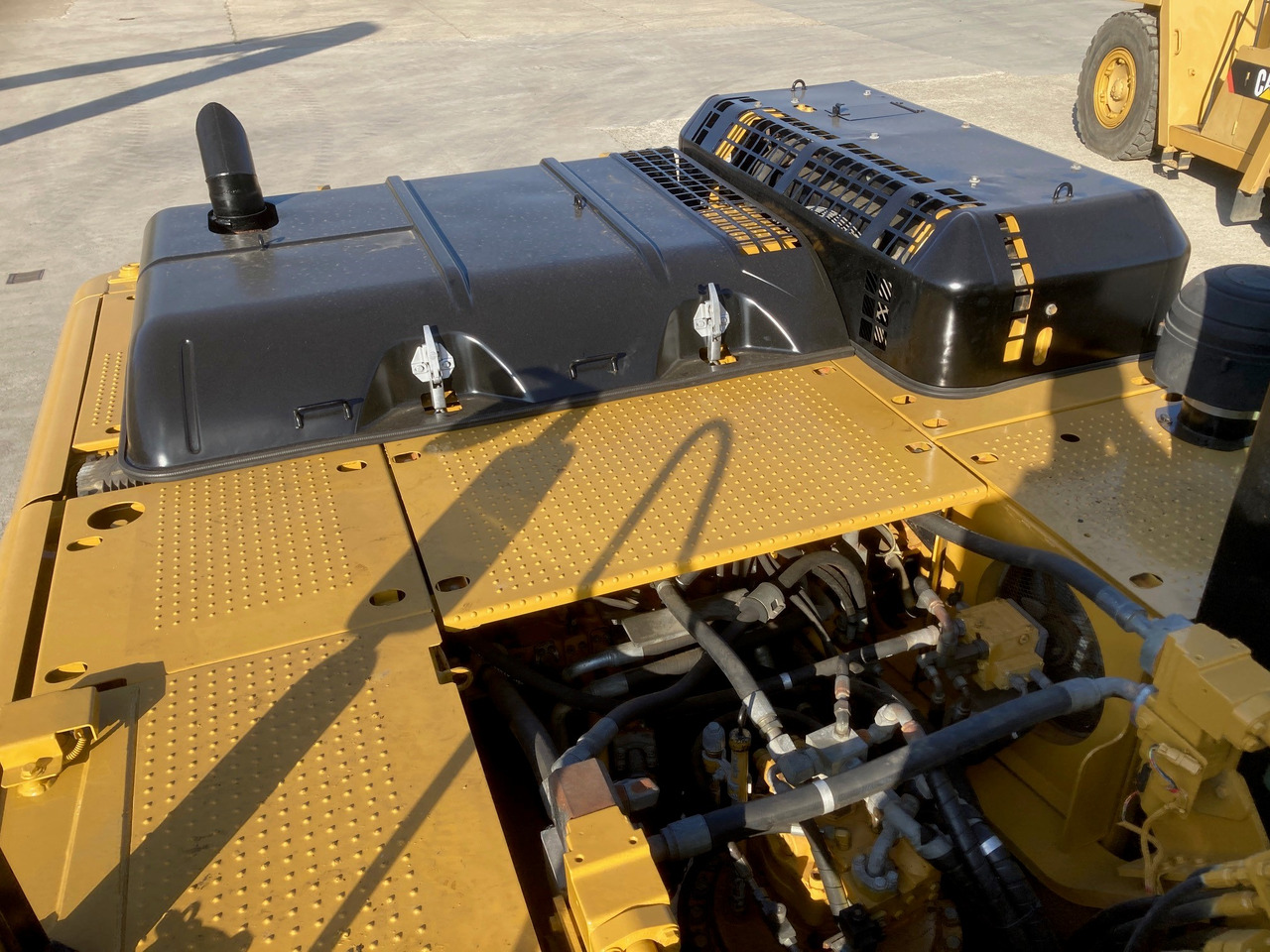 Ekskavator perayap CATERPILLAR 336D Long Reach: gambar 9