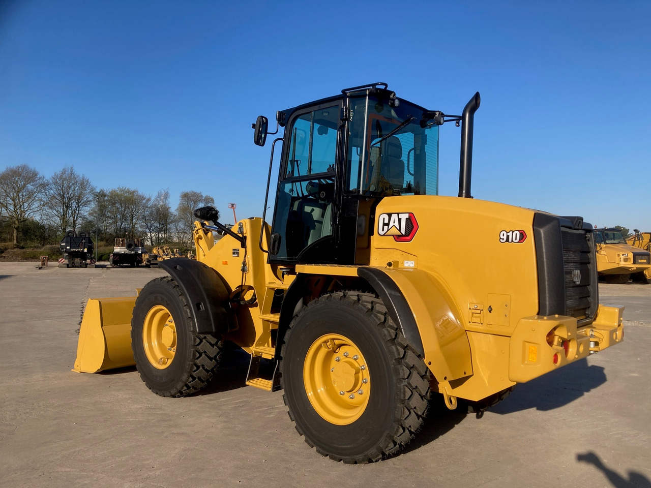 CATERPILLAR 910 - Wheel loader: gambar 1 CATERPILLAR 910 - Wheel loader: gambar 1