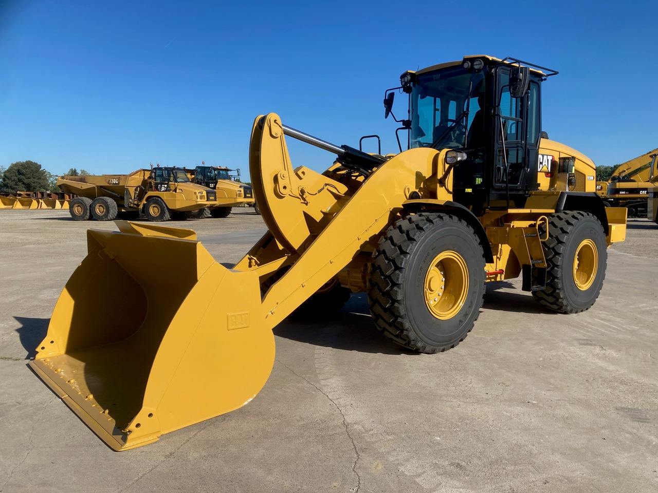 CATERPILLAR 938M - Wheel loader: gambar 3 CATERPILLAR 938M - Wheel loader: gambar 3