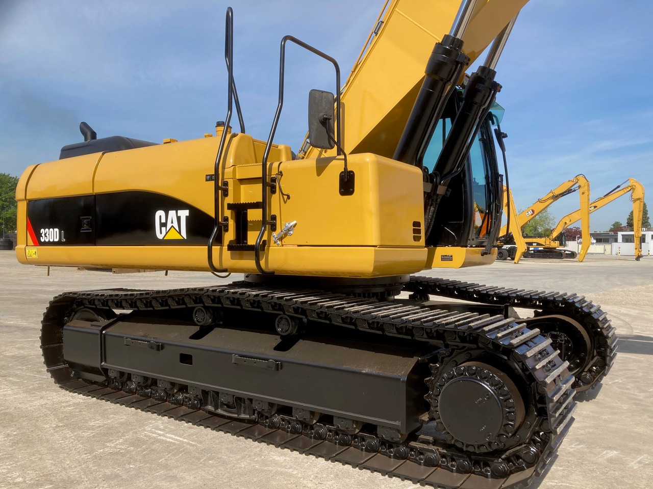 Caterpillar 330DL - Ekskavator perayap: gambar 5 Caterpillar 330DL - Ekskavator perayap: gambar 5