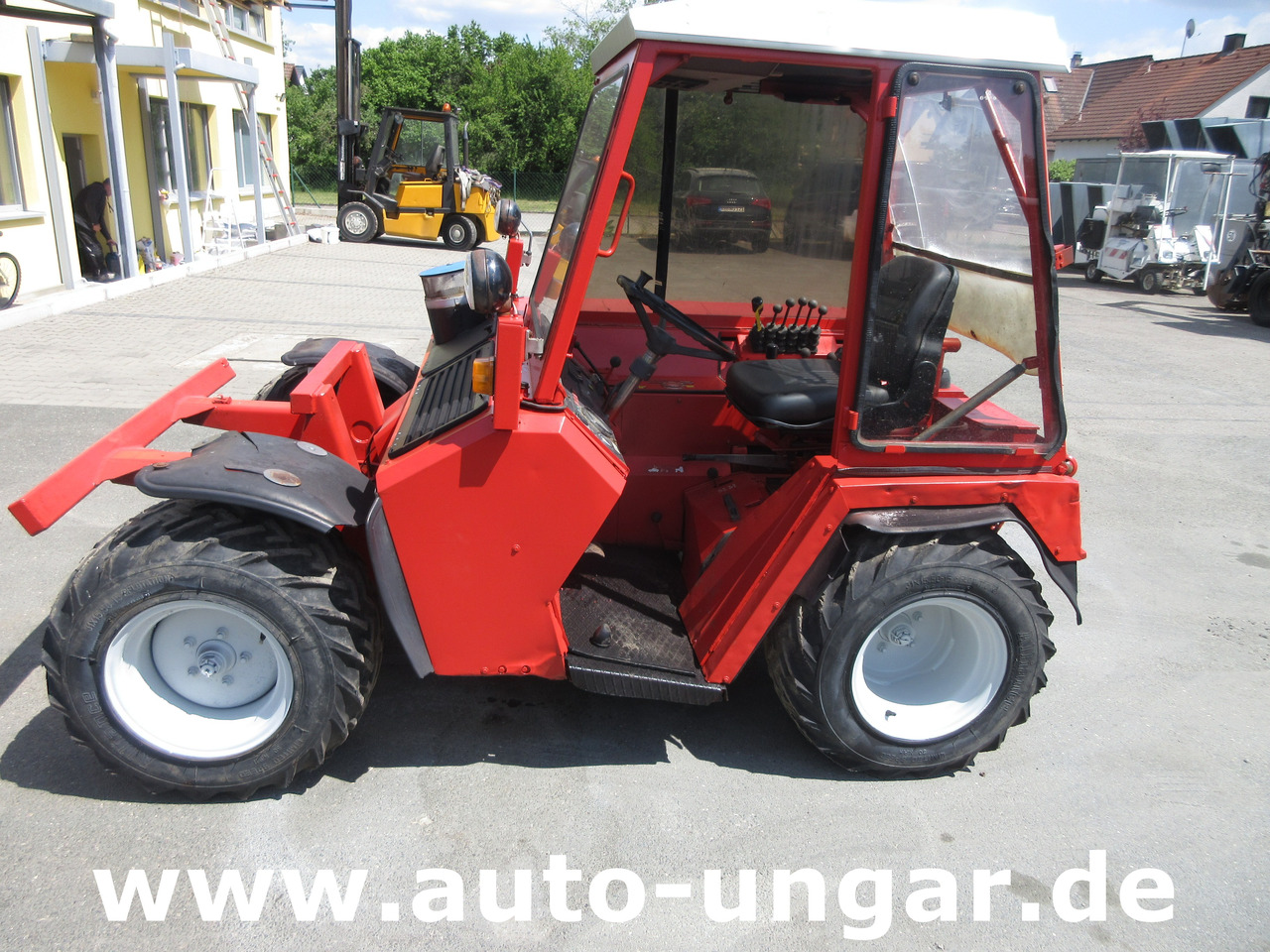 Aebi Terratrac TT88 Bergtraktor Metrac 4x4 Hydrostat 2x Zapfwelle Heckhydraulik - Traktor: gambar 4 Aebi Terratrac TT88 Bergtraktor Metrac 4x4 Hydrostat 2x Zapfwelle Heckhydraulik - Traktor: gambar 4