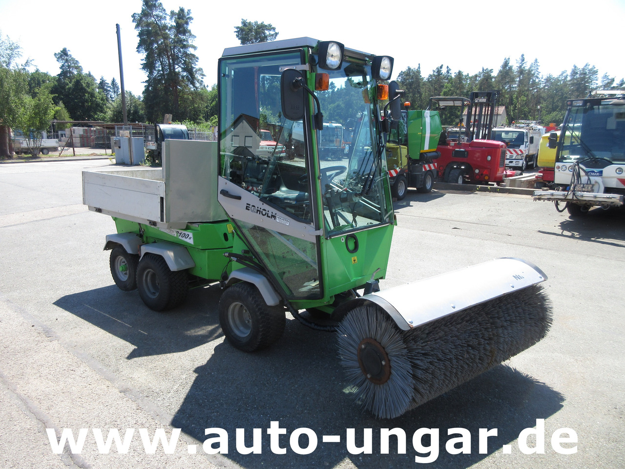 Egholm Nilfisk 2100 Powerflex 4x4 Kipper AHK Hydraulik Bürste Winterdienst - Traktor kota: gambar 1 Egholm Nilfisk 2100 Powerflex 4x4 Kipper AHK Hydraulik Bürste Winterdienst - Traktor kota: gambar 1