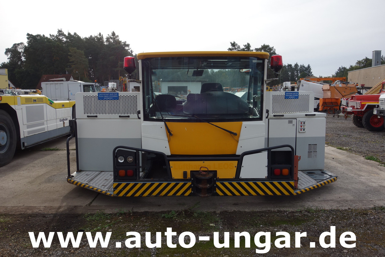 Goldhofer AST-1X 1360 Allradlenkung 6x6 towbarless Pushback Airbus A380 Deutz TCD 2015 V08 - 1.360PS - Traktor mundur: gambar 2 Goldhofer AST-1X 1360 Allradlenkung 6x6 towbarless Pushback Airbus A380 Deutz TCD 2015 V08 - 1.360PS - Traktor mundur: gambar 2