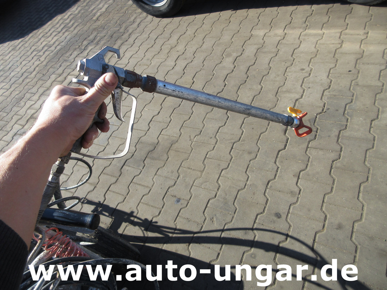 Graco LineLazer Striper GM 5000 Airless Roadmarking Machine Straßenmarkierung - Mesin aspal: gambar 5 Graco LineLazer Striper GM 5000 Airless Roadmarking Machine Straßenmarkierung - Mesin aspal: gambar 5