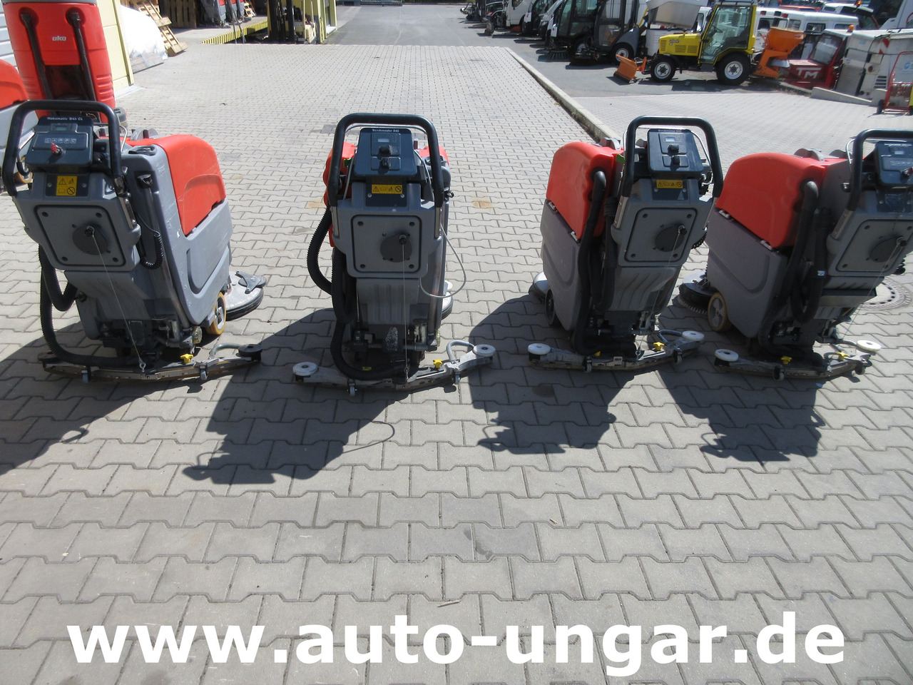 Hako B45 Scheuersaugmaschine B45CL eigener Antrieb Scrubber - Pengering penggosok: gambar 2 Hako B45 Scheuersaugmaschine B45CL eigener Antrieb Scrubber - Pengering penggosok: gambar 2