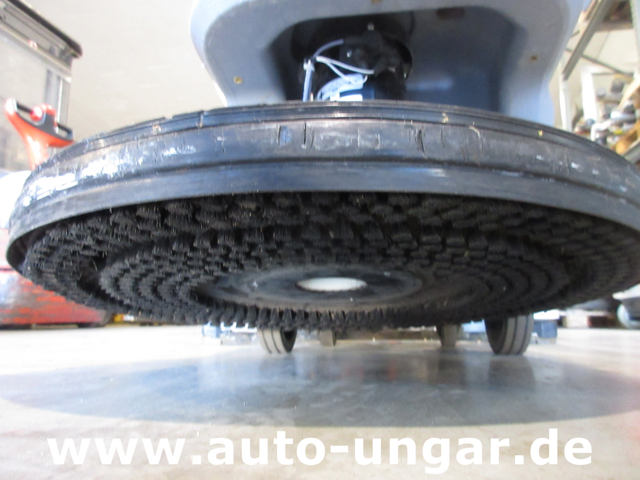 Hako B45 Scrubmaster Bj. 2017 Scheuersaugmaschine Hakomatic Bodenreiniger - Pengering penggosok: gambar 5 Hako B45 Scrubmaster Bj. 2017 Scheuersaugmaschine Hakomatic Bodenreiniger - Pengering penggosok: gambar 5