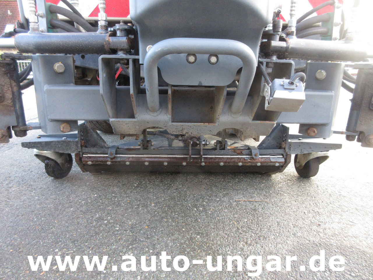 Hako CityMaster CM2000 2 Besen Baujahr 2015 Kehrmaschine 4-Rad-Lenkung - Penyapu jalan: gambar 3 Hako CityMaster CM2000 2 Besen Baujahr 2015 Kehrmaschine 4-Rad-Lenkung - Penyapu jalan: gambar 3