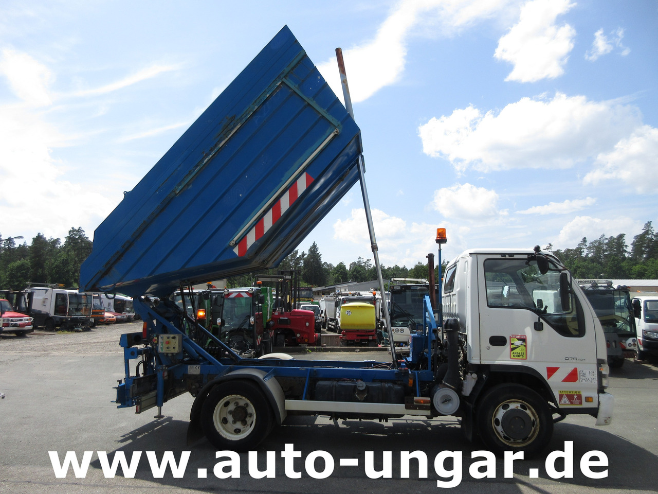 Truk sampah ISUZU NQR Smoother Q75 Y07 Müllwagen 8m³ TECNO 7.500kg Kipper Presse Lifter: gambar 23