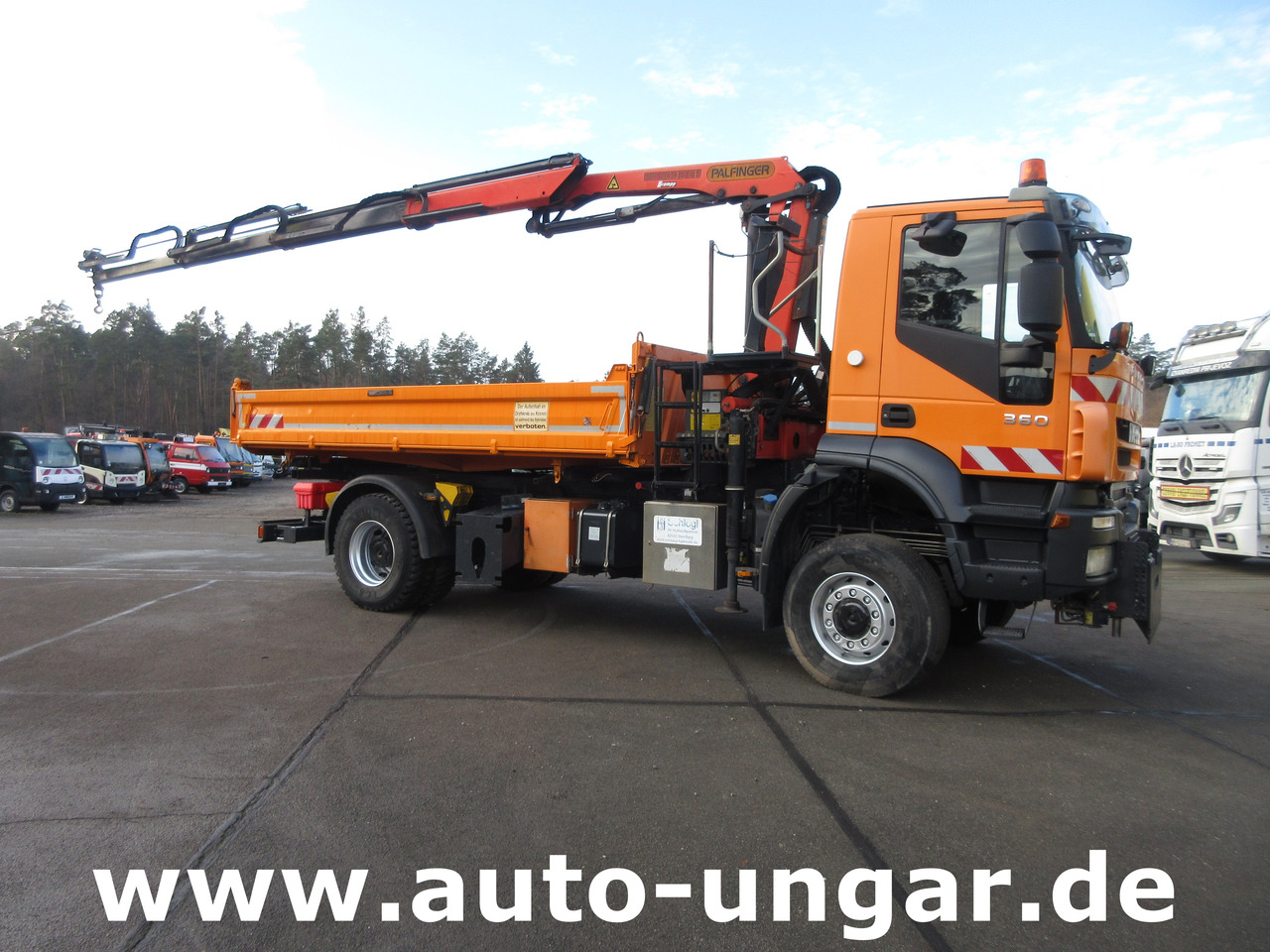 Iveco Trakker 360 Kipper Allrad 4x4 Kran Palfinger PK 9002 Kommunalhydraulik Winterdienst Euro 5 - Truk jungkit, Truk derek: gambar 1 Iveco Trakker 360 Kipper Allrad 4x4 Kran Palfinger PK 9002 Kommunalhydraulik Winterdienst Euro 5 - Truk jungkit, Truk derek: gambar 1