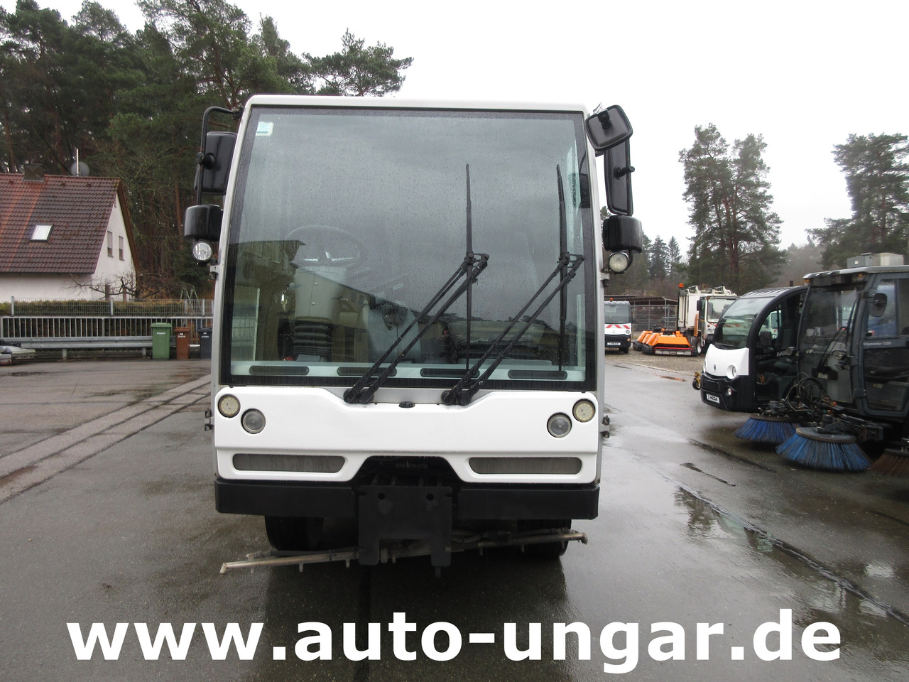 BUCHER CC 5006 CityLav 5006 CityCat Schwemmfahrzeug Euro 6 Baujahr 2016 - Kendaraan Kota/ Khusus: gambar 2 BUCHER CC 5006 CityLav 5006 CityCat Schwemmfahrzeug Euro 6 Baujahr 2016 - Kendaraan Kota/ Khusus: gambar 2